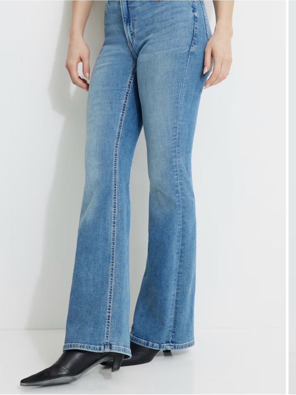 Dynamite Ruby Bootcut high rise NWOT - Picture 3 of 9
